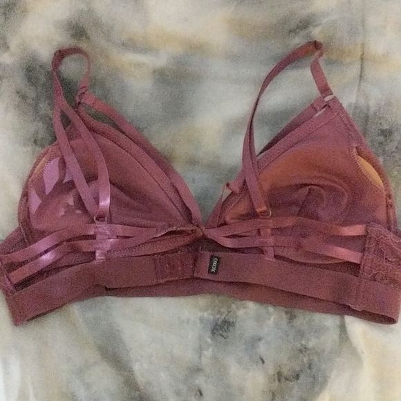 Xoxo rose pink Wireless Sports bra - Picture 2 of 3